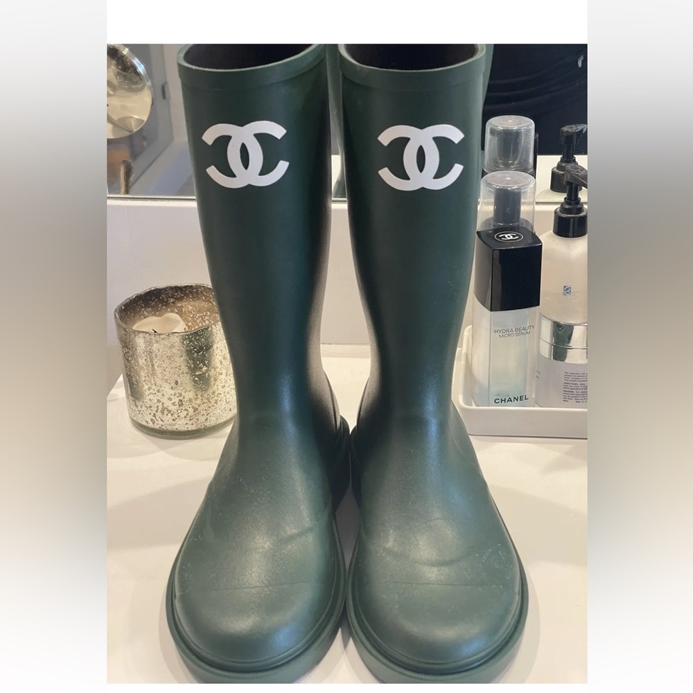Chanel 2022 rain boots 37